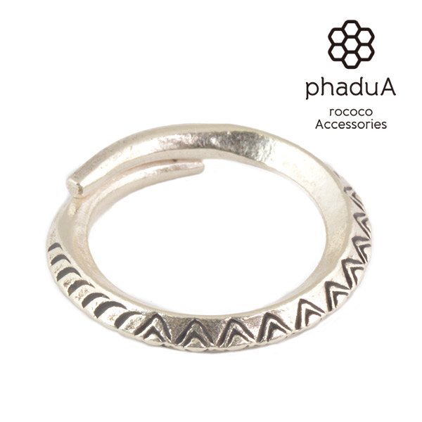 Phadua / Karen Silver Ring