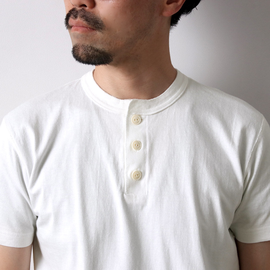 BARNS / COZUN T-shirt à manches courtes en tricot à col Henry