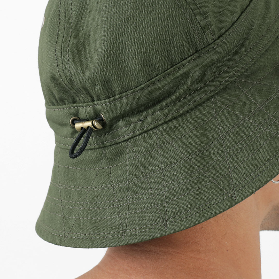BLUE BOOKS CO. / Chapeau militaire