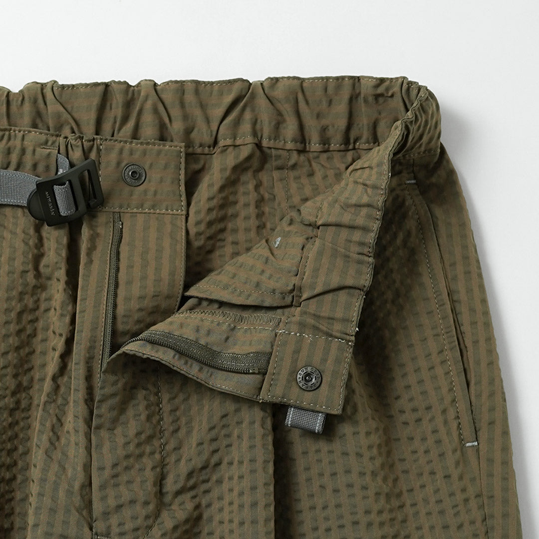 Et pantalon de seersucker à sec / sèche