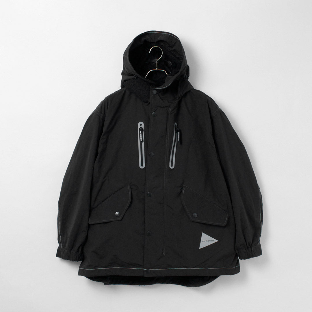 AND WANDER / Manteau OCTA en queue de poisson