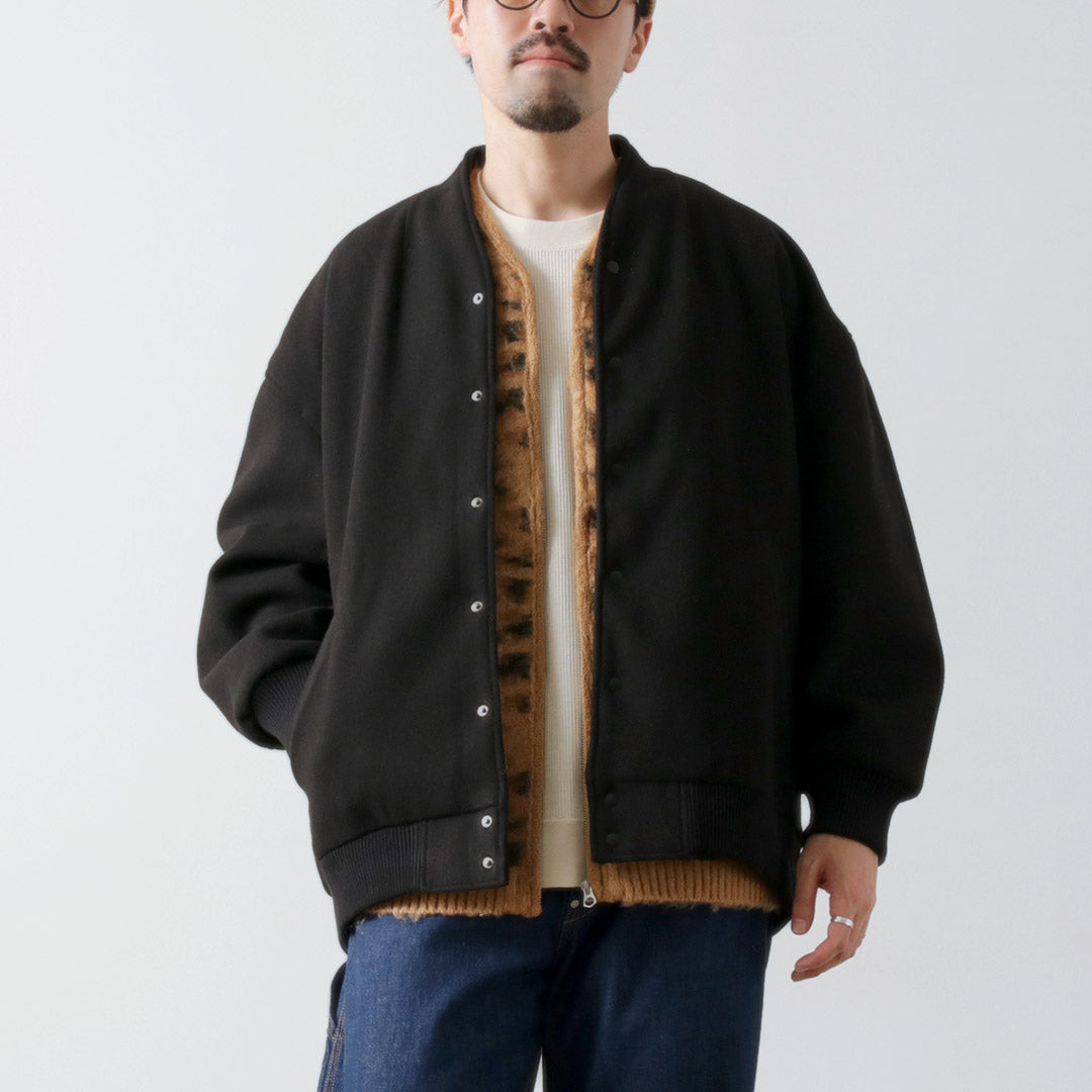 KELEN / Chaqueta tipo huevo sin cuello