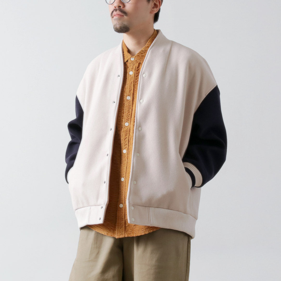 KELEN / Chaqueta tipo huevo sin cuello