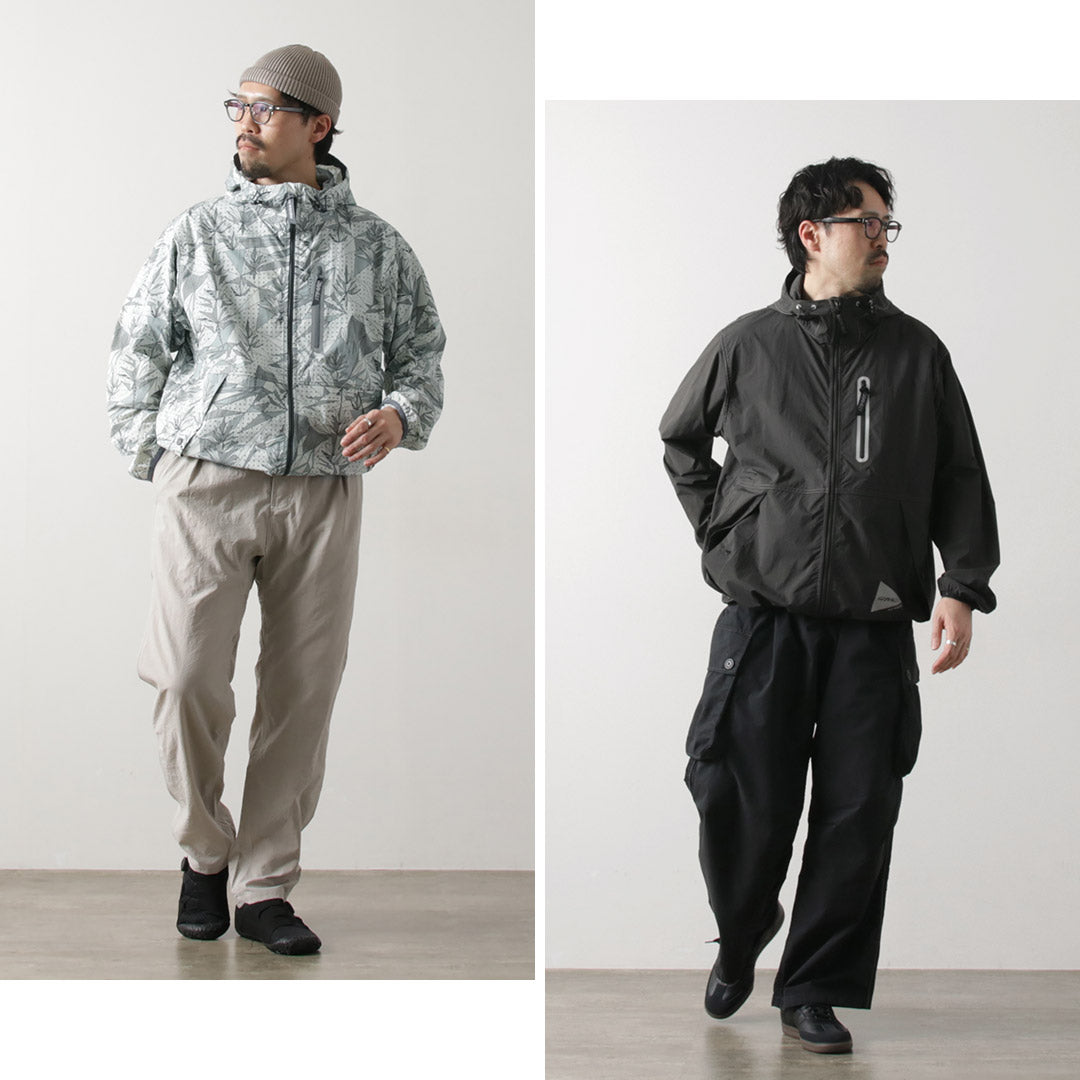 AND WANDER / Gramicci Collaboration Veste en nylon blush