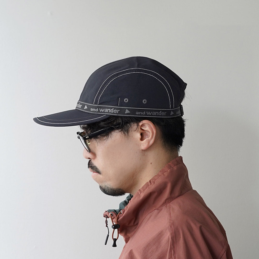 AND WANDER / 提花帶帽