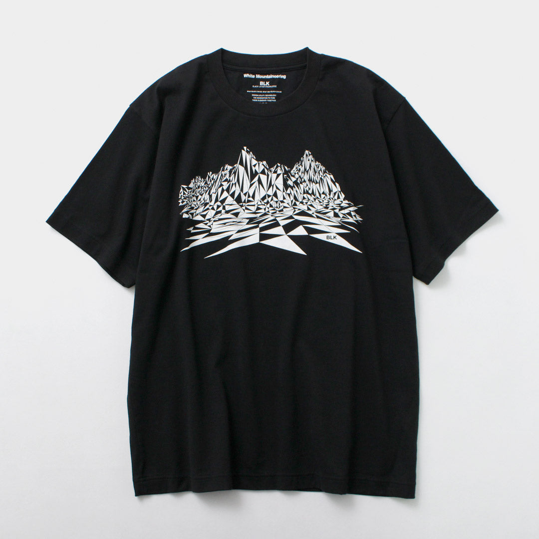 白色登山 / 登山 T 恤