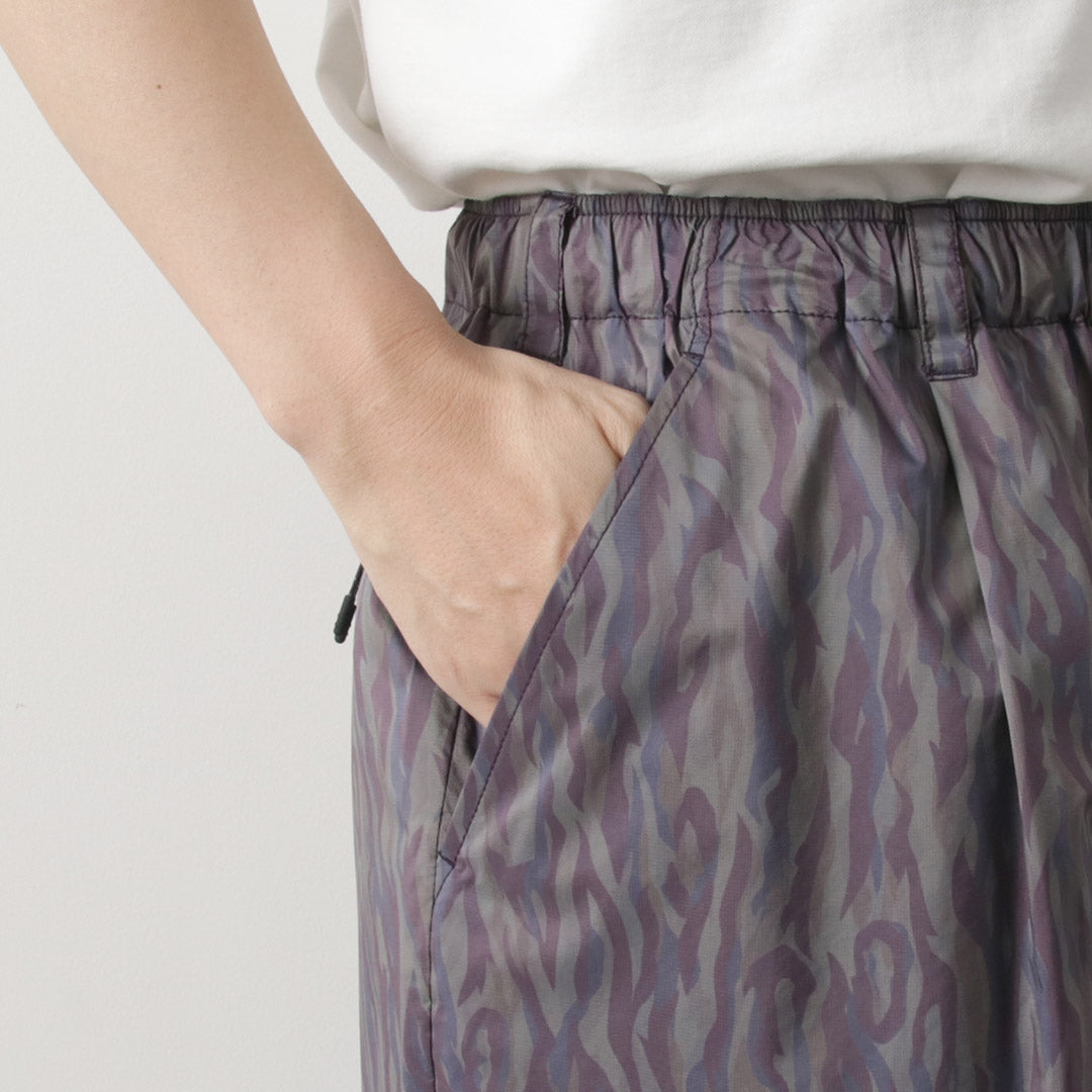 JUGEM / Pantalones Active Easy Shell con estampado