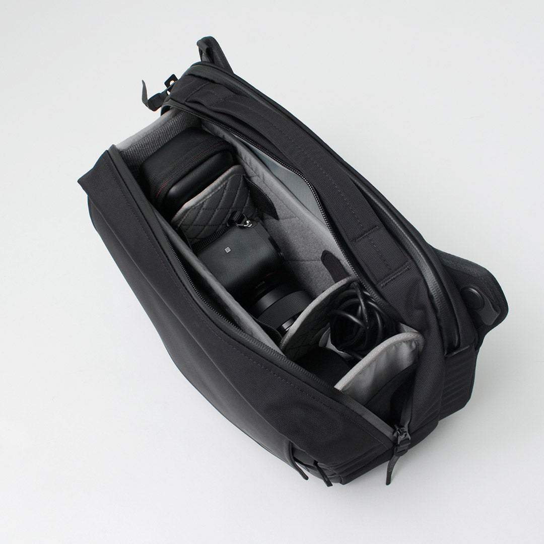 BLACK EMBER / Insert de caméra Grip Sling 12