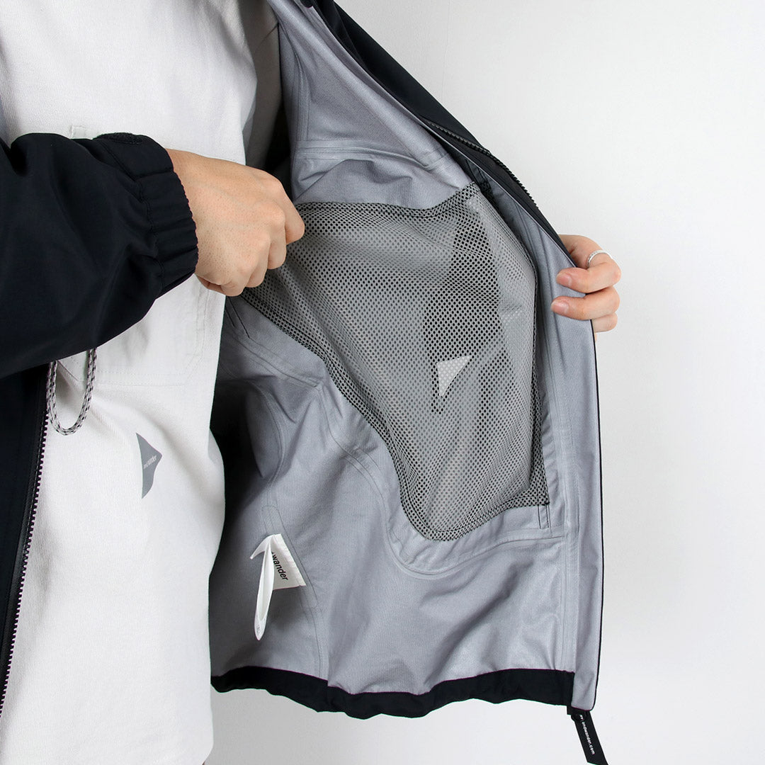 AND WANDER / Veste de pluie ample