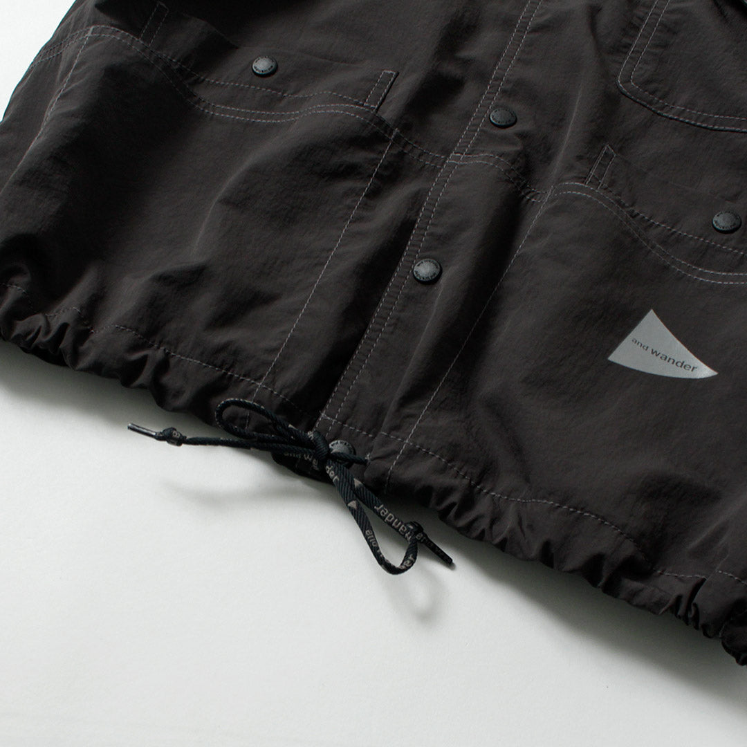 AND WANDER / Veste chemise en nylon froissé