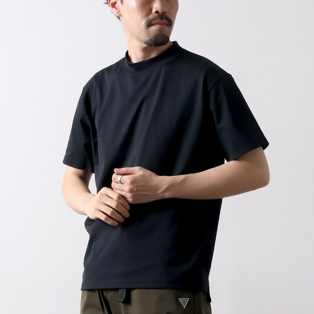 RAG / T-shirt à manches courtes et col montant doux et cool