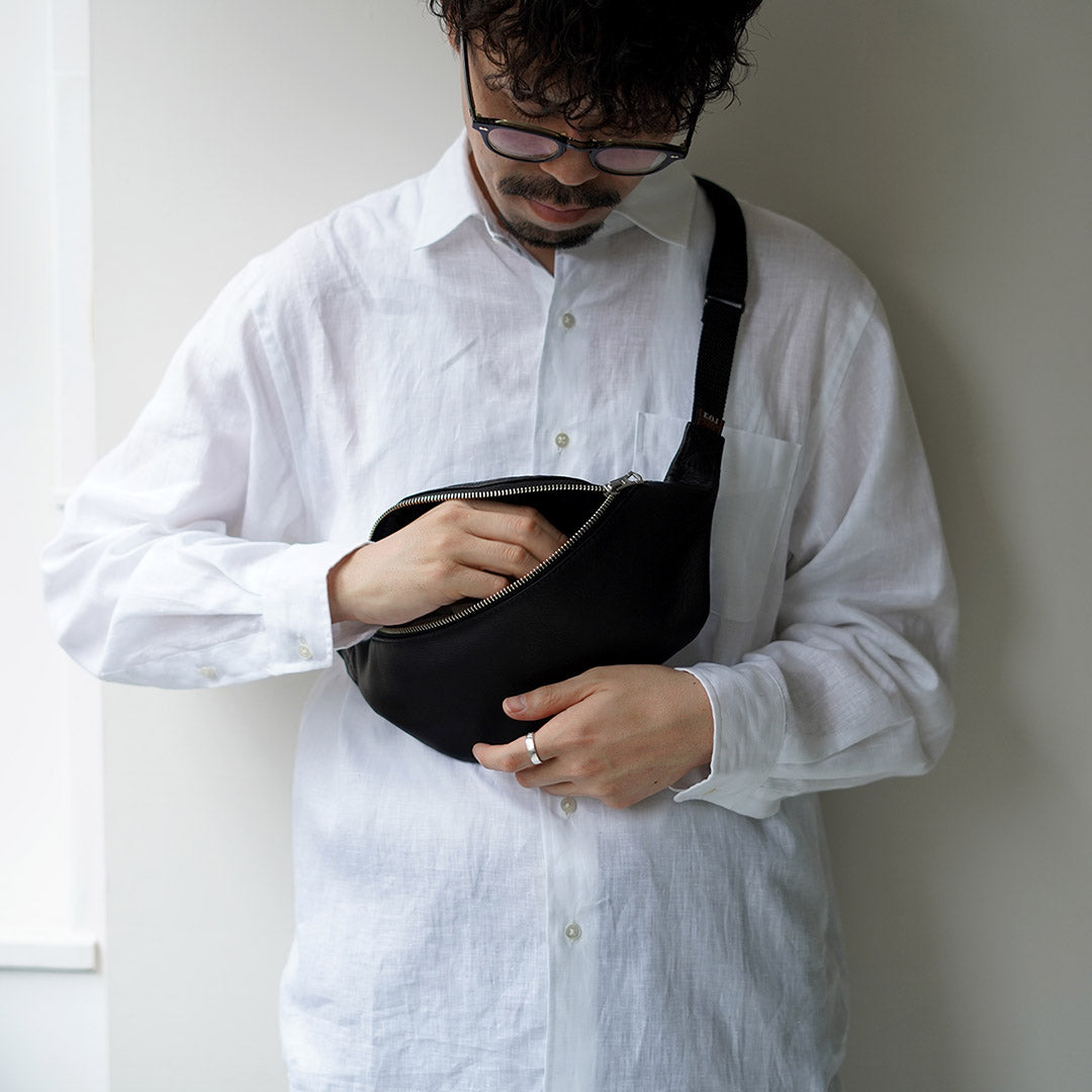 MR.OLIVE / IMPERMA-LEATHER Bolso bandolera pequeño