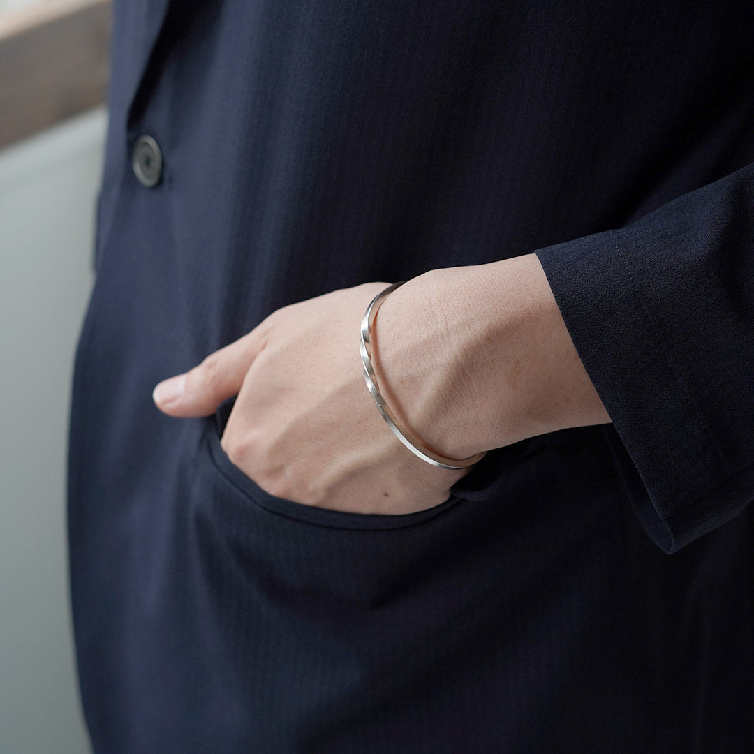 phaduA / Brazalete trenzado de plata Karen