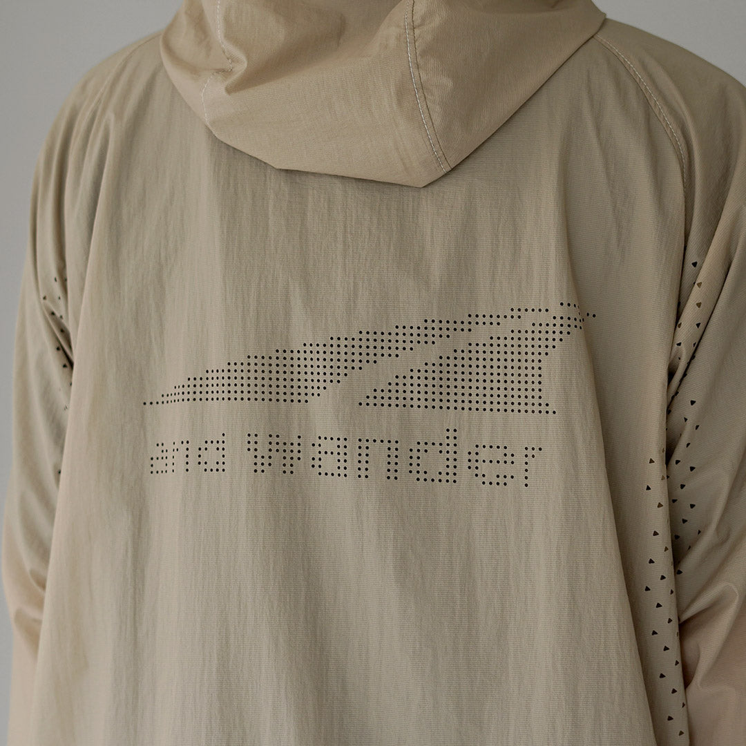 AND WANDER / ALTRA × and Wander Ventilation Wind Jacket