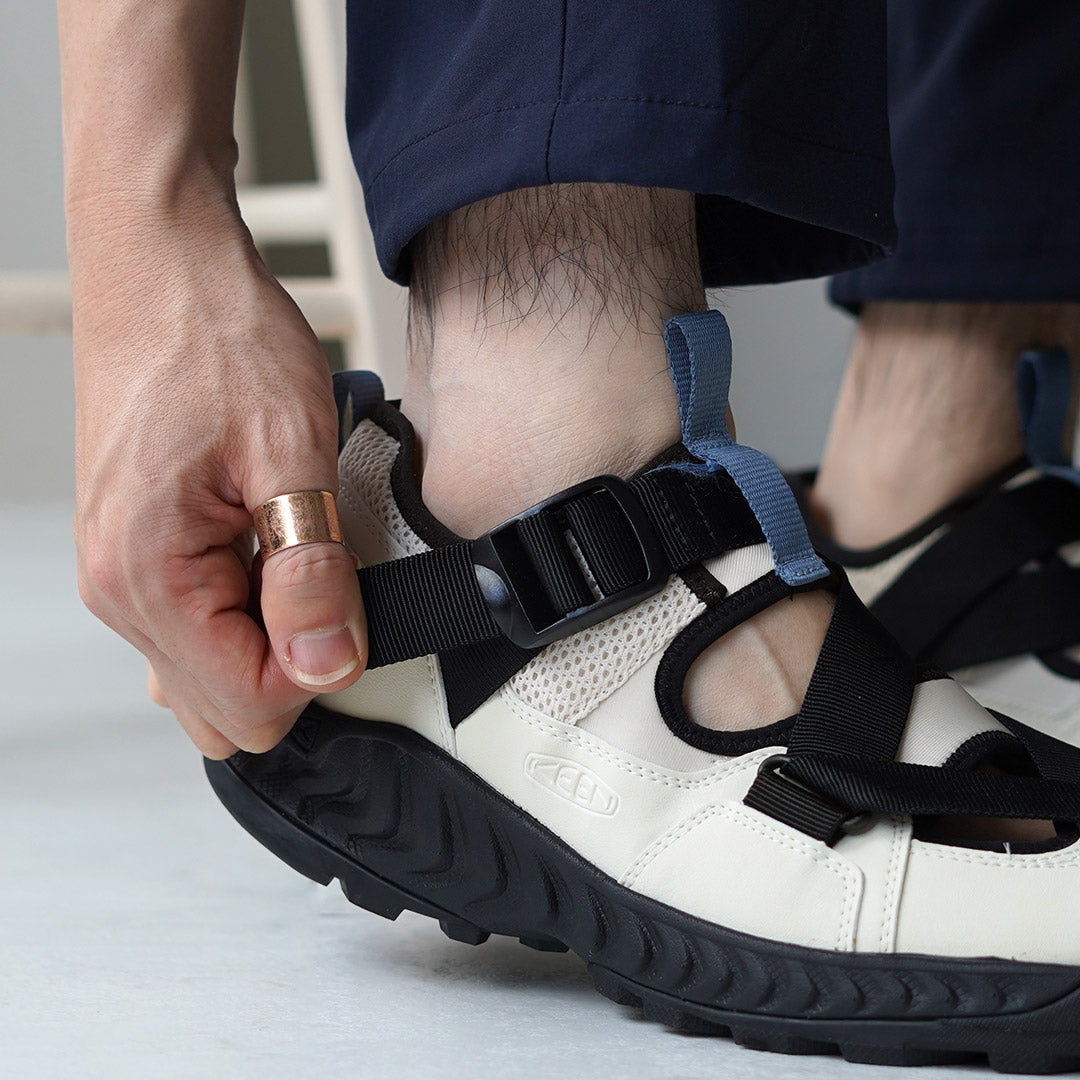 KEEN / Hoodzerra Sandals