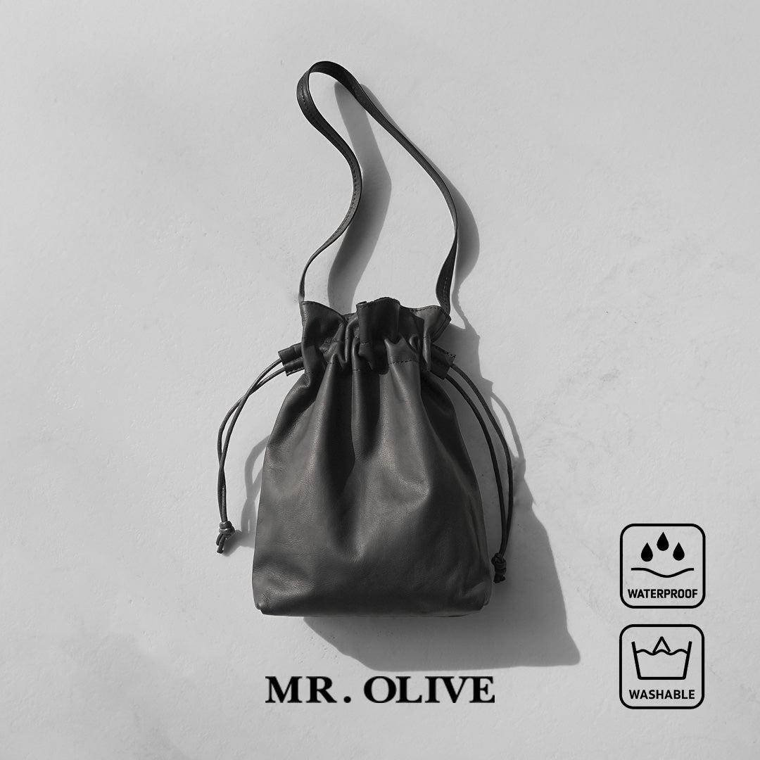 MR.OLIVE / IMPERMA-LEATHER 드로스트링 백