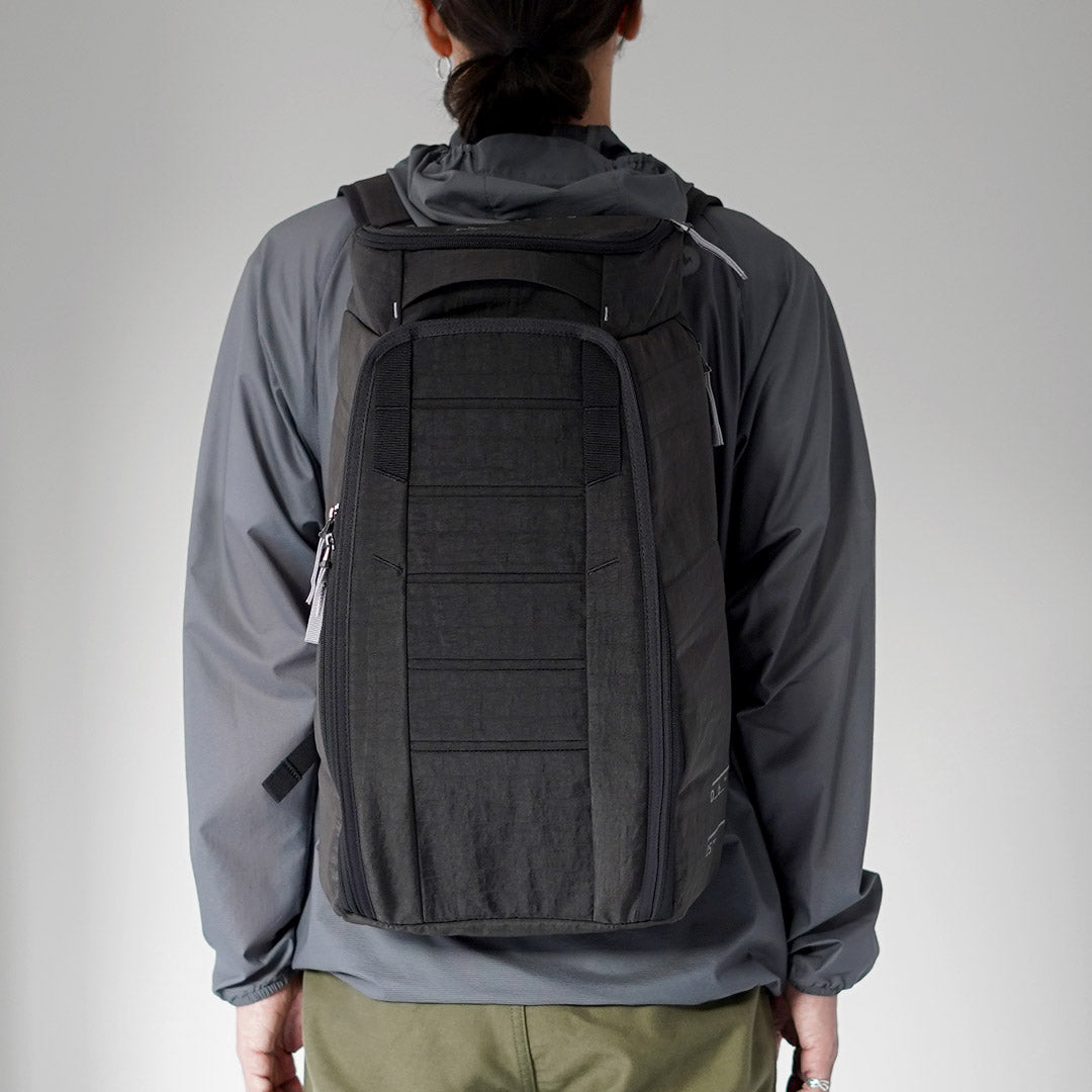 D_B_ / Mochila Hugger 25L