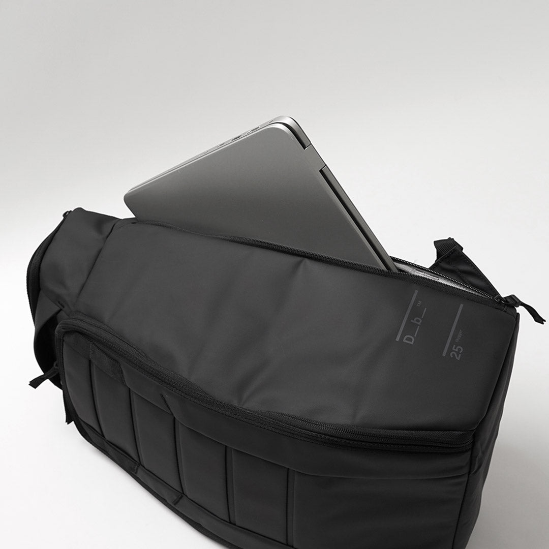 D_B_ / Mochila Hugger 25L