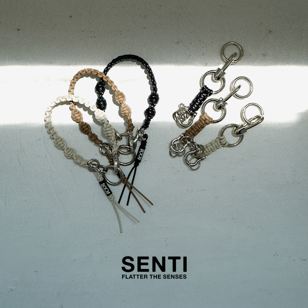 SENTI / Porte-clés tressé en cuir