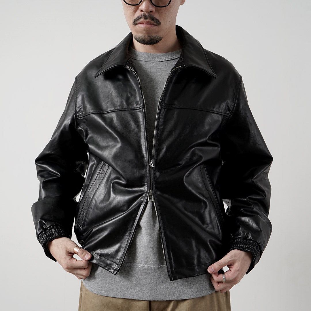 PRODUITS UNIVERSELS. / Veste en cuir