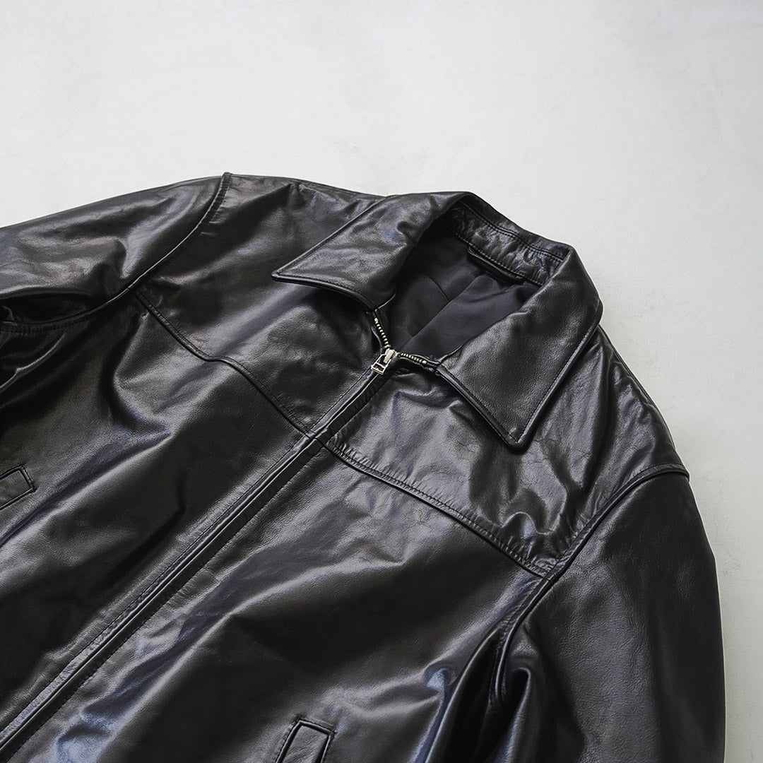 PRODUITS UNIVERSELS. / Veste en cuir