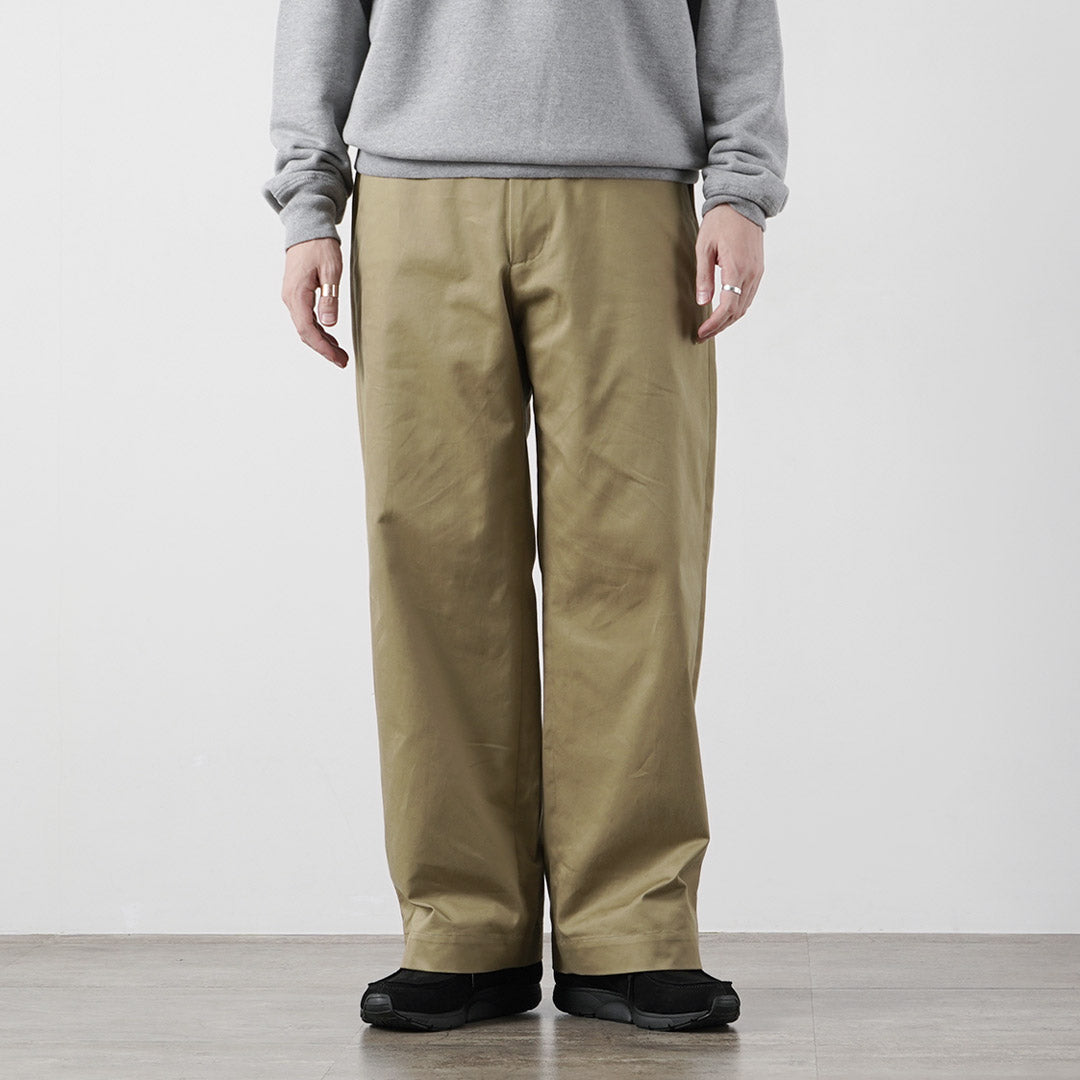 UNIVERSAL PRODUCTS. / Flat Front Chino Trousers