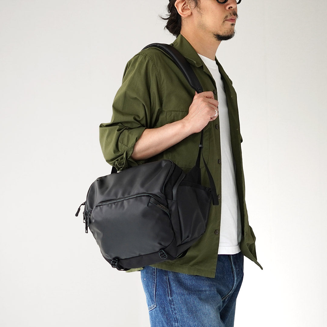 AS2OV / BLEISURE Bolso bandolera para cámara 10L