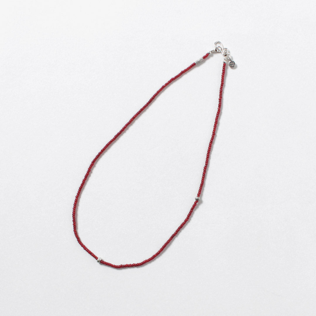 phaduA / Collier de perles antiques coeur blanc