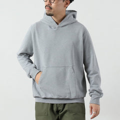 gris / m