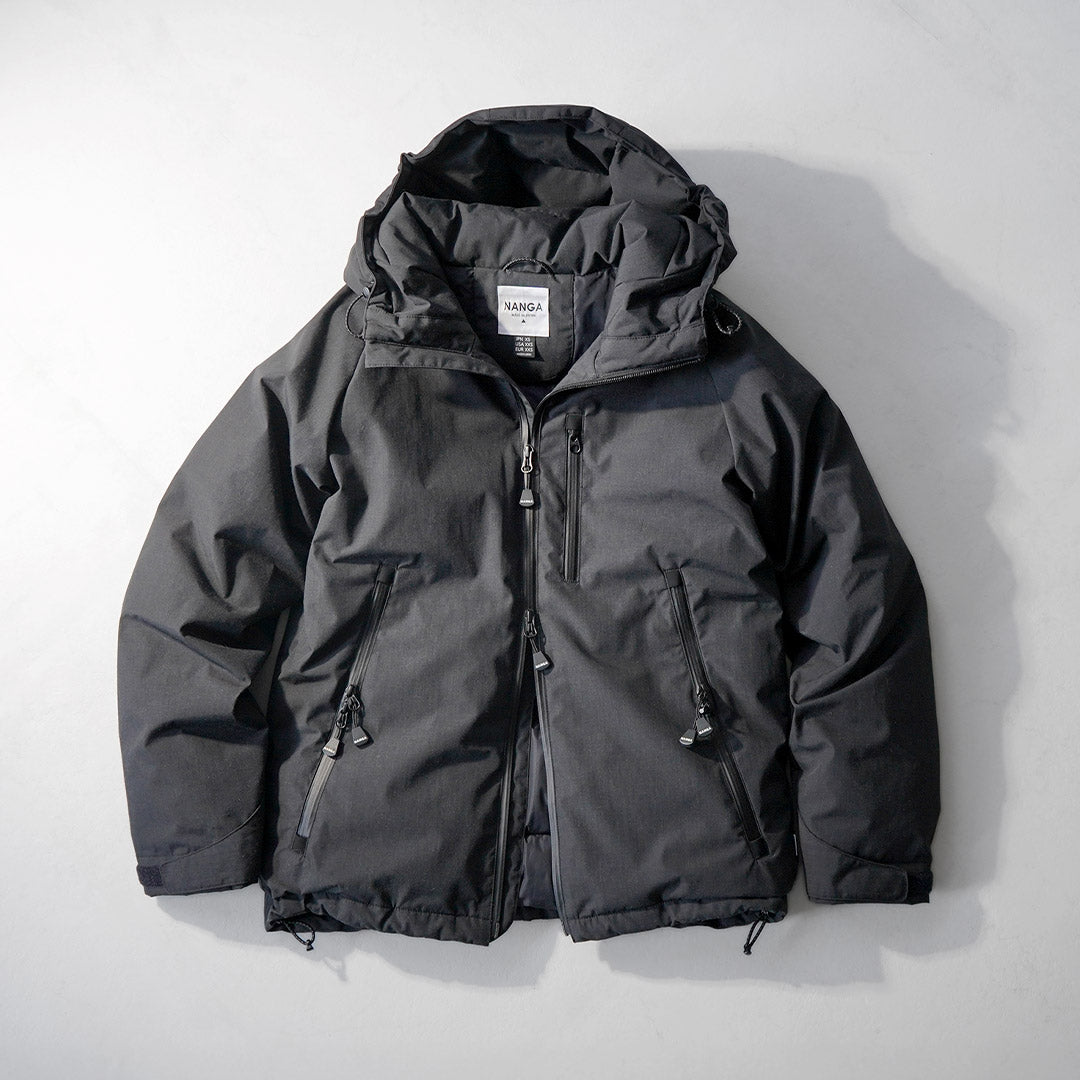 NAANGA / HINOC 邊緣連帽羽絨服 型號 2025