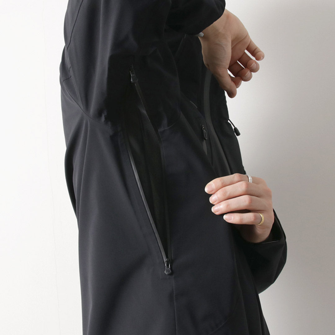 DESCENTE ALLTERRAIN / Chaqueta Hardshell Creas