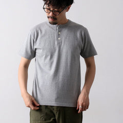 gris / M