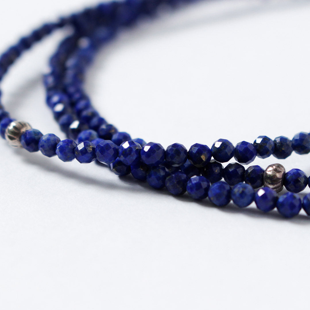 phaduA / Collier de perles taillées Lapis Lazuli 3 mm