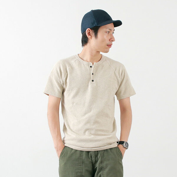 KEPANI / Raffy Spun Fraise Camiseta con cuello henley