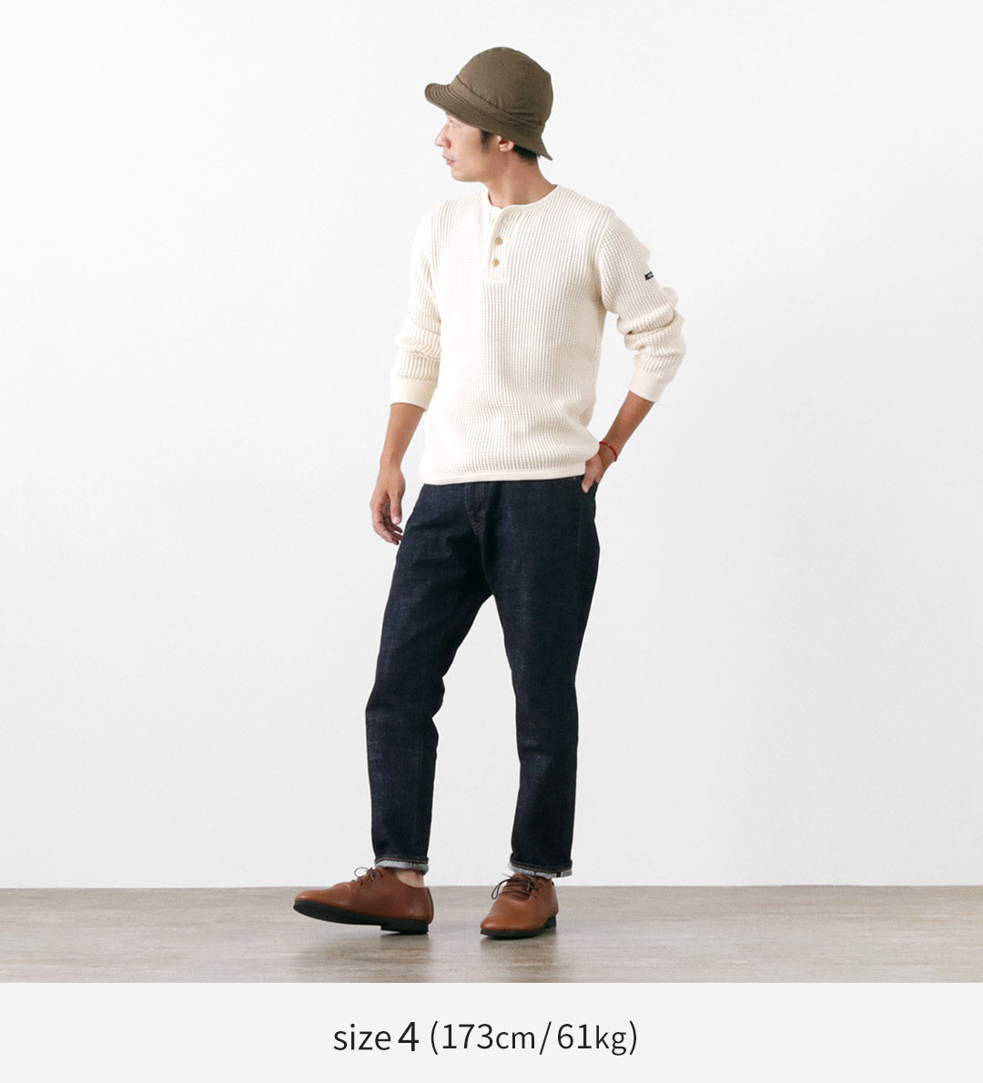 Tieasy / Super Thermal Henry Neck Neck T-shirt