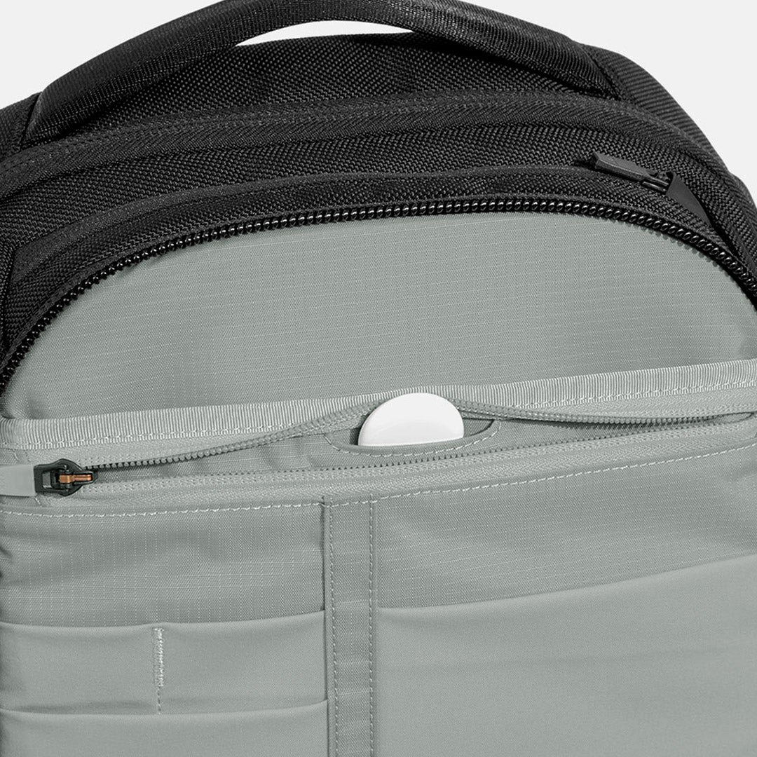 AER / City Pack 2 Backpack