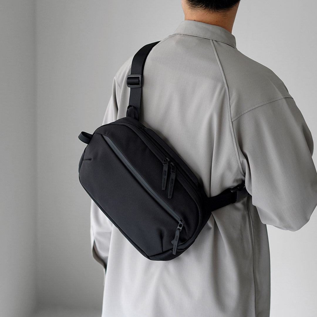 AER / Day Sling 4 Max 6L Crossbody Bag
