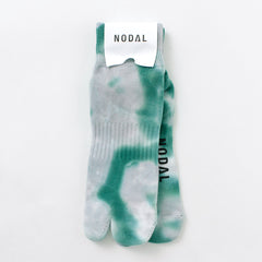 light-gray_green / Free