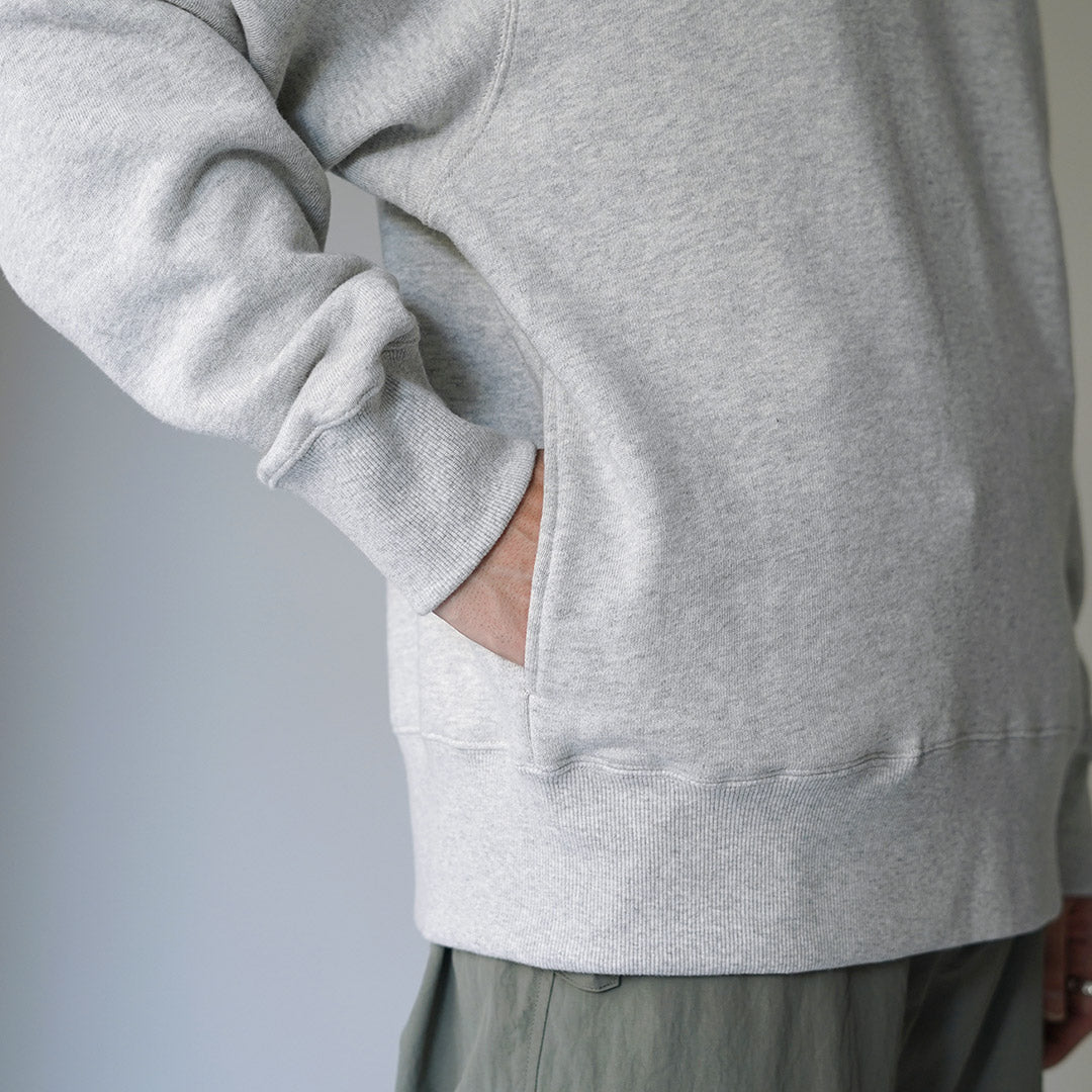 GOHEMP / Sudadera con cuello simulado