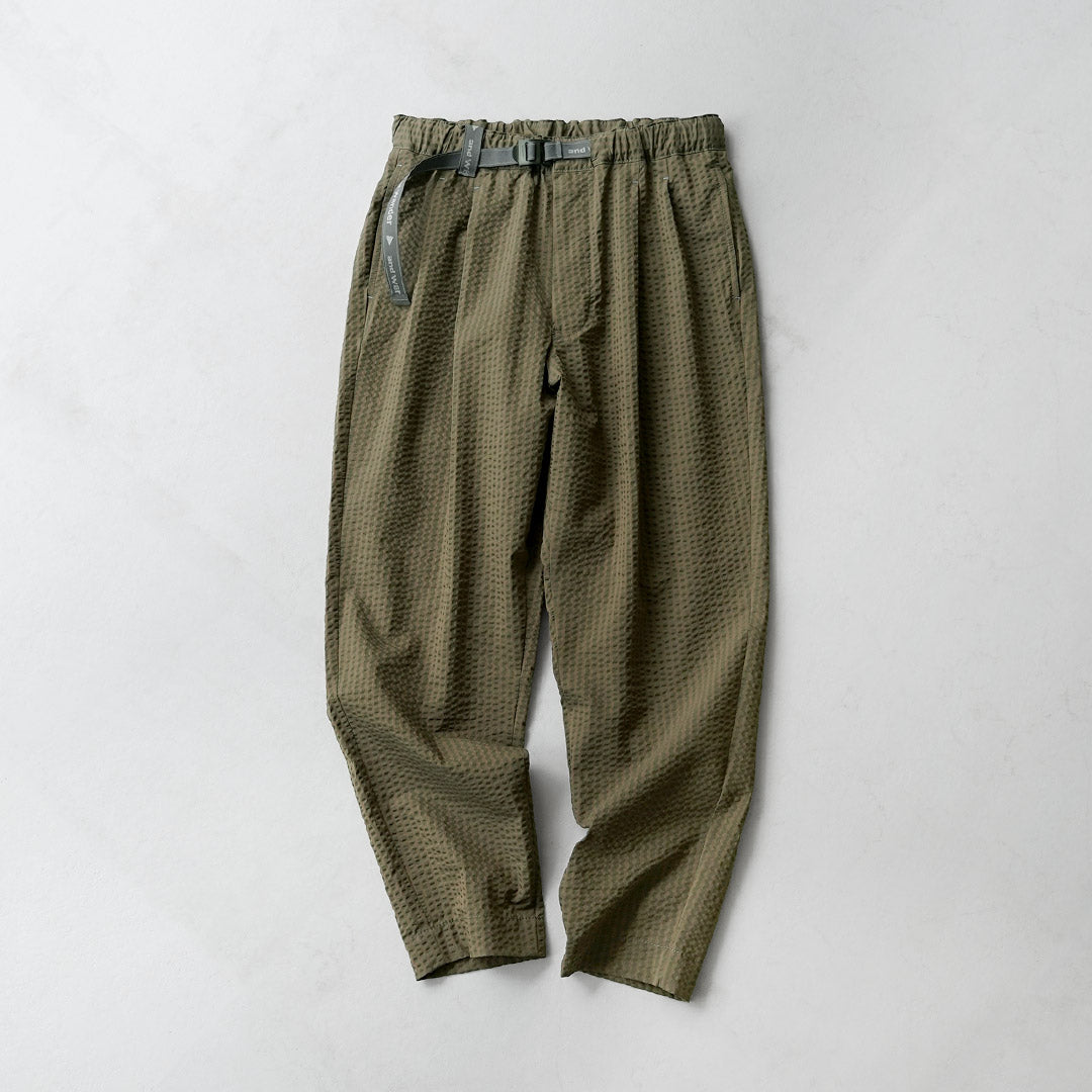 Et pantalon de seersucker à sec / sèche