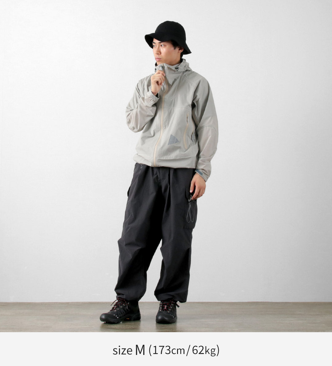 Et errer / pantalon de chargement surdimensionné