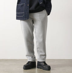 gris / M