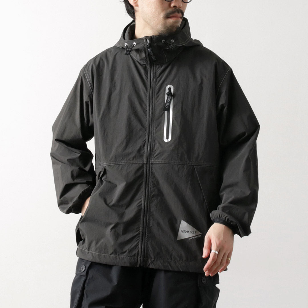 AND WANDER / Gramicci Collaboration Veste en nylon blush