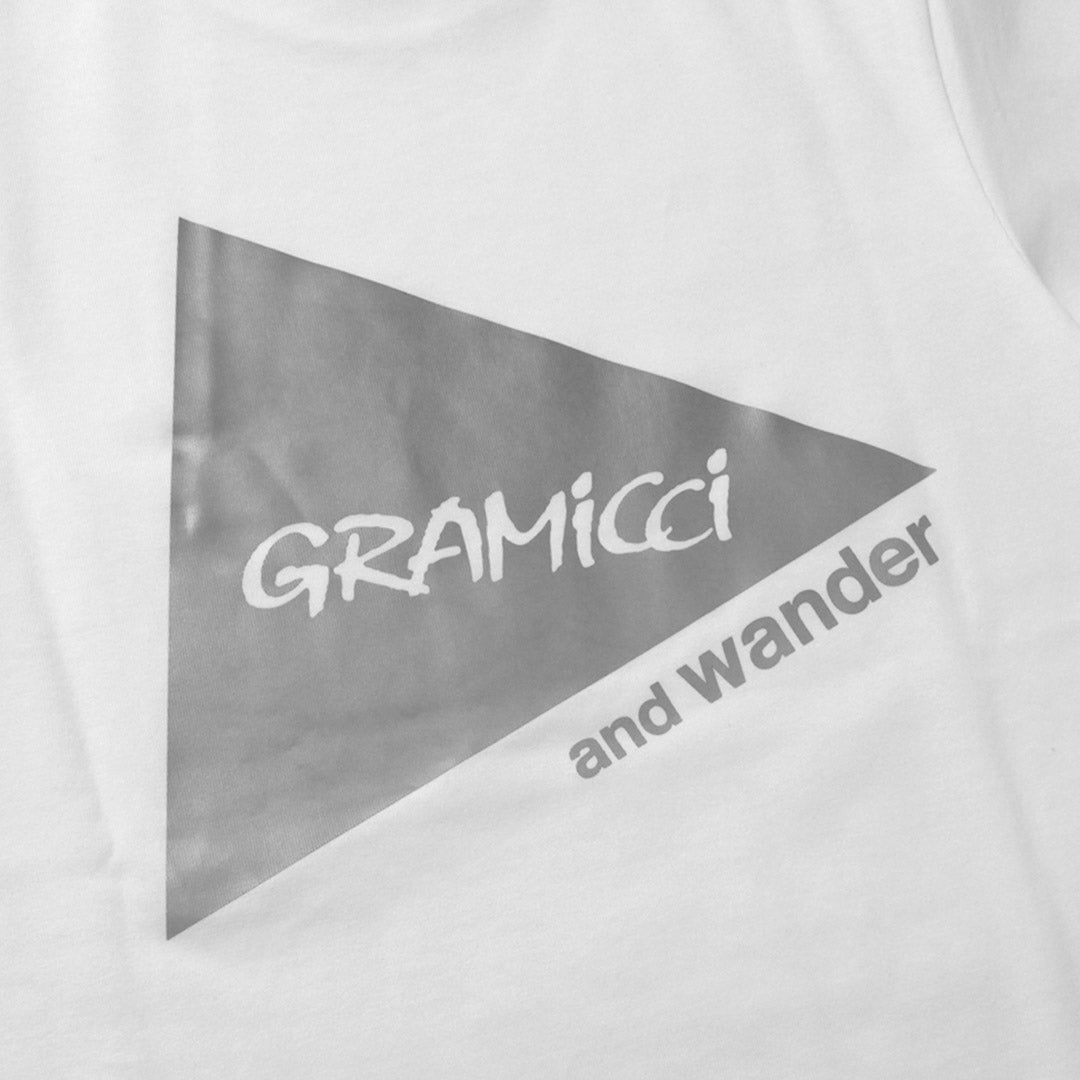 AND WANDER / Gramicci 背面印花 T 卹
