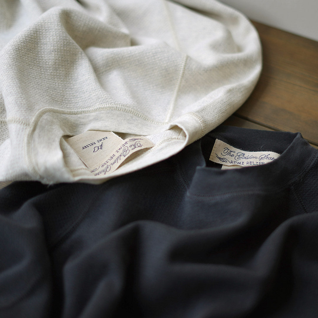 REMI RELIEF / 双褶插肩 T 恤