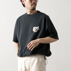 검은색 / 중