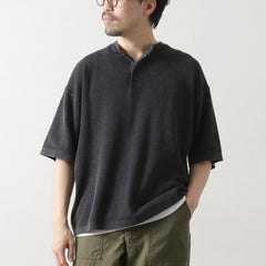 black / M