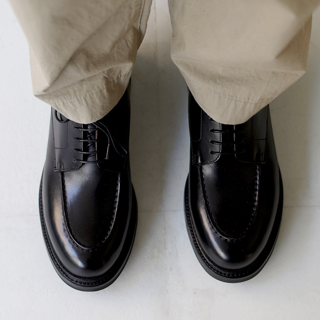 HARROGATE / Chaussures en cuir à pointe en U