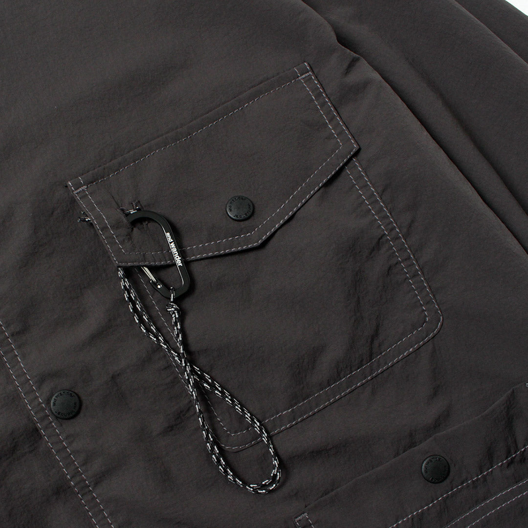 AND WANDER / Veste chemise en nylon froissé