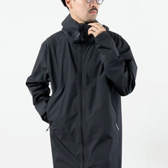 black / M